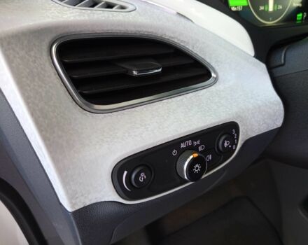 Белый Опель Другая, объемом двигателя 0 л и пробегом 51 тыс. км за 16500 $, фото 10 на Automoto.ua