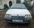 Белый Опель Другая, объемом двигателя 0 л и пробегом 300 тыс. км за 1500 $, фото 3 на Automoto.ua