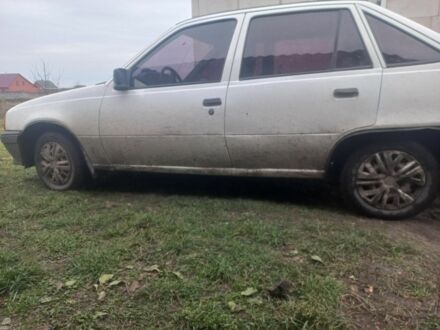 Білий Опель Інша, об'ємом двигуна 0 л та пробігом 300 тис. км за 1000 $, фото 1 на Automoto.ua