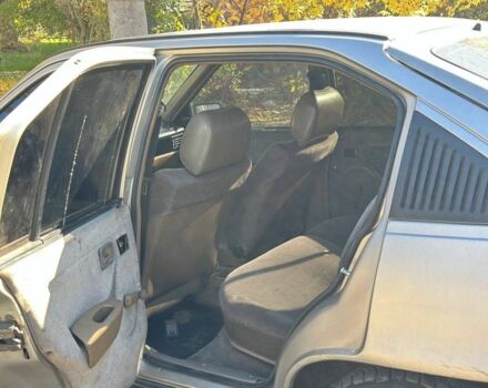 Бежевый Опель Другая, объемом двигателя 1.8 л и пробегом 200 тыс. км за 1400 $, фото 7 на Automoto.ua