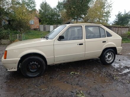 Опель Другая 1995 в Тернополе на Automoto.ua Бежевый Опель Другая, объемом двигателя 1.7 л и пробегом 240 тыс. км за 650 $, фото 1 на Automoto.ua