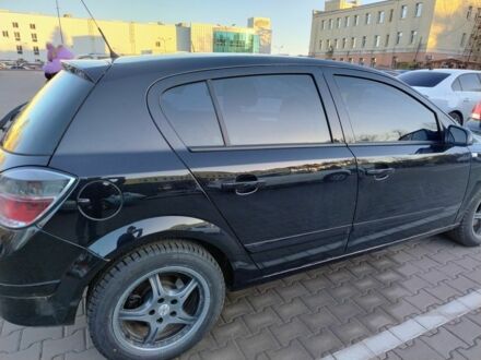 Опель Другая 2008 в Чернигове на Automoto.ua Черный Опель Другая, объемом двигателя 1.6 л и пробегом 143 тыс. км за 5400 $, фото 1 на Automoto.ua