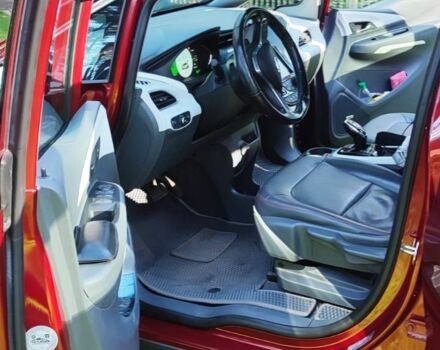 Красный Опель Другая, объемом двигателя 0 л и пробегом 170 тыс. км за 15000 $, фото 4 на Automoto.ua