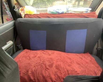 Червоний Опель Інша, об'ємом двигуна 1.6 л та пробігом 115 тис. км за 1300 $, фото 5 на Automoto.ua