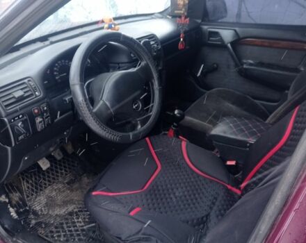 Красный Опель Другая, объемом двигателя 8 л и пробегом 3 тыс. км за 950 $, фото 1 на Automoto.ua