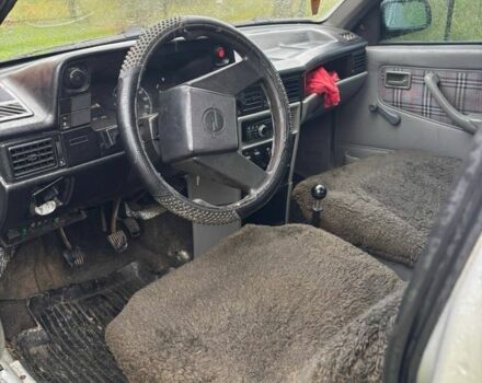 Сірий Опель Інша, об'ємом двигуна 1.3 л та пробігом 200 тис. км за 699 $, фото 4 на Automoto.ua