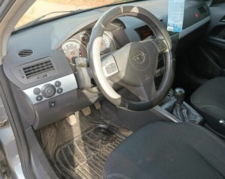 Сірий Опель Інша, об'ємом двигуна 1.6 л та пробігом 262 тис. км за 4500 $, фото 2 на Automoto.ua