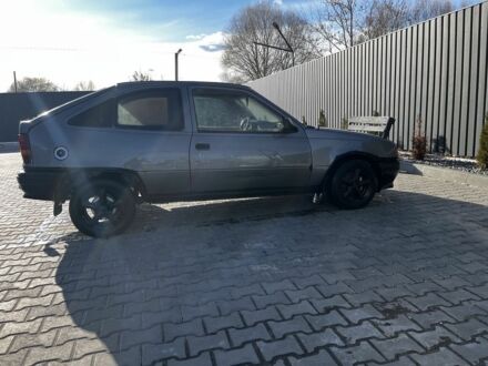 Серый Опель Другая, объемом двигателя 1.3 л и пробегом 300 тыс. км за 900 $, фото 1 на Automoto.ua