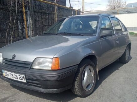 Серый Опель Другая, объемом двигателя 1.8 л и пробегом 2 тыс. км за 1100 $, фото 1 на Automoto.ua