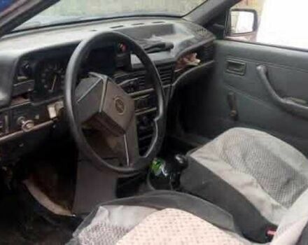 Синий Опель Другая, объемом двигателя 0 л и пробегом 350 тыс. км за 476 $, фото 2 на Automoto.ua