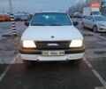 Білий Опель Фронтера, об'ємом двигуна 2.4 л та пробігом 381 тис. км за 5500 $, фото 1 на Automoto.ua