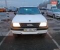 Белый Опель Фронтера, объемом двигателя 2.4 л и пробегом 381 тыс. км за 5500 $, фото 1 на Automoto.ua