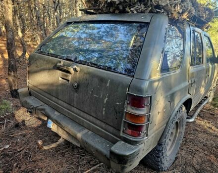 Белый Опель Фронтера, объемом двигателя 2.3 л и пробегом 250 тыс. км за 2143 $, фото 5 на Automoto.ua