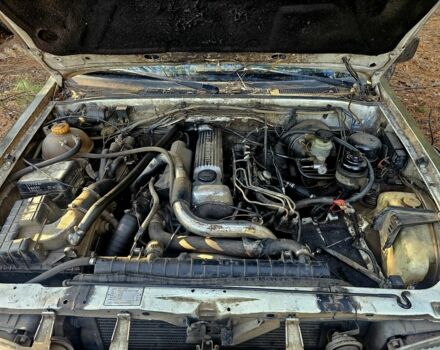 Белый Опель Фронтера, объемом двигателя 2.3 л и пробегом 250 тыс. км за 2143 $, фото 7 на Automoto.ua