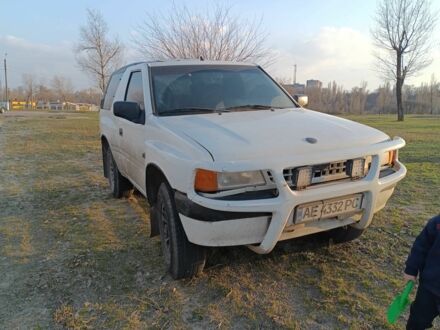 Белый Опель Фронтера, объемом двигателя 2 л и пробегом 250 тыс. км за 3500 $, фото 1 на Automoto.ua