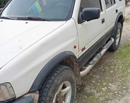 Белый Опель Фронтера, объемом двигателя 0 л и пробегом 250 тыс. км за 4500 $, фото 1 на Automoto.ua