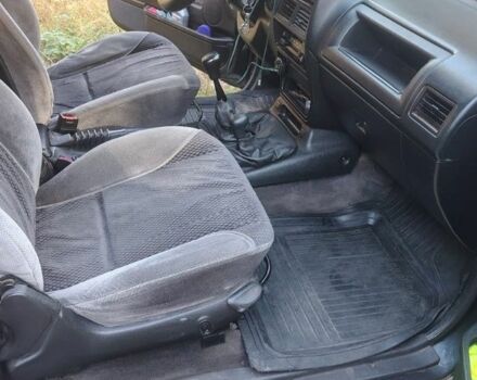 Опель Фронтера 1992 в Ровно на Automoto.ua Черный Опель Фронтера, объемом двигателя 2.4 л и пробегом 319 тыс. км за 4300 $, фото 7 на Automoto.ua