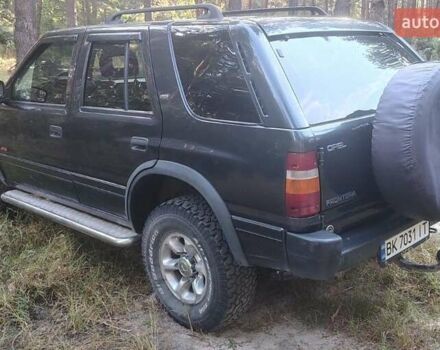 Черный Опель Фронтера, объемом двигателя 2.4 л и пробегом 319 тыс. км за 4300 $, фото 2 на Automoto.ua