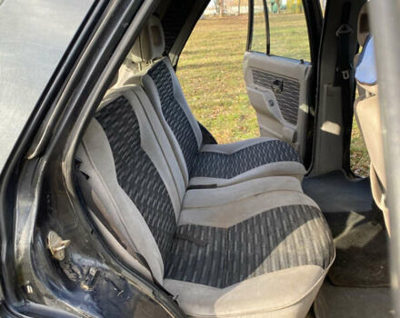 Черный Опель Фронтера, объемом двигателя 2.3 л и пробегом 287 тыс. км за 2750 $, фото 11 на Automoto.ua