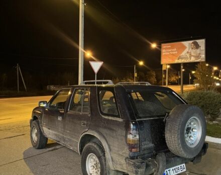 Черный Опель Фронтера, объемом двигателя 2.3 л и пробегом 300 тыс. км за 2600 $, фото 2 на Automoto.ua