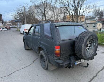 Черный Опель Фронтера, объемом двигателя 2.2 л и пробегом 300 тыс. км за 2300 $, фото 6 на Automoto.ua