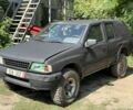 Черный Опель Фронтера, объемом двигателя 0 л и пробегом 200 тыс. км за 1500 $, фото 1 на Automoto.ua