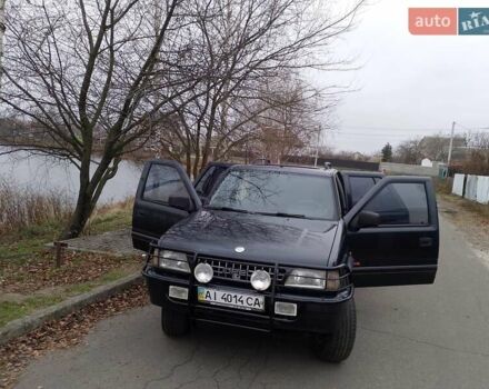 Черный Опель Фронтера, объемом двигателя 2.2 л и пробегом 329 тыс. км за 4999 $, фото 9 на Automoto.ua