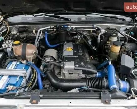 Чорний Опель Фронтера, об'ємом двигуна 2.2 л та пробігом 270 тис. км за 3100 $, фото 7 на Automoto.ua