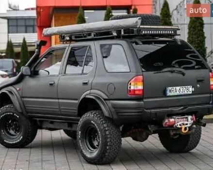 Чорний Опель Фронтера, об'ємом двигуна 2.2 л та пробігом 270 тис. км за 3100 $, фото 3 на Automoto.ua