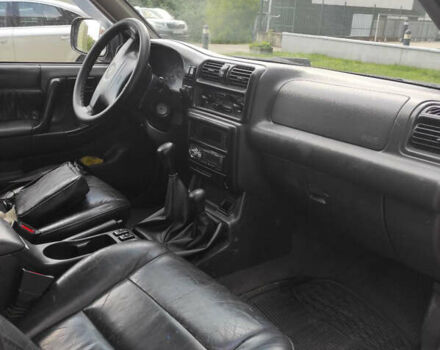 Черный Опель Фронтера, объемом двигателя 2.2 л и пробегом 36 тыс. км за 5500 $, фото 7 на Automoto.ua