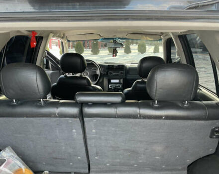 Черный Опель Фронтера, объемом двигателя 2.2 л и пробегом 300 тыс. км за 7300 $, фото 5 на Automoto.ua