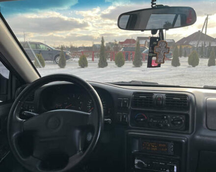 Черный Опель Фронтера, объемом двигателя 2.2 л и пробегом 300 тыс. км за 7300 $, фото 15 на Automoto.ua