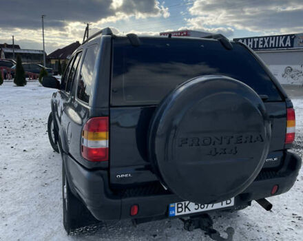 Черный Опель Фронтера, объемом двигателя 2.2 л и пробегом 300 тыс. км за 7300 $, фото 19 на Automoto.ua