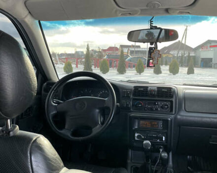 Черный Опель Фронтера, объемом двигателя 2.2 л и пробегом 300 тыс. км за 7300 $, фото 14 на Automoto.ua