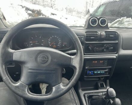 Черный Опель Фронтера, объемом двигателя 2.2 л и пробегом 280 тыс. км за 2750 $, фото 5 на Automoto.ua