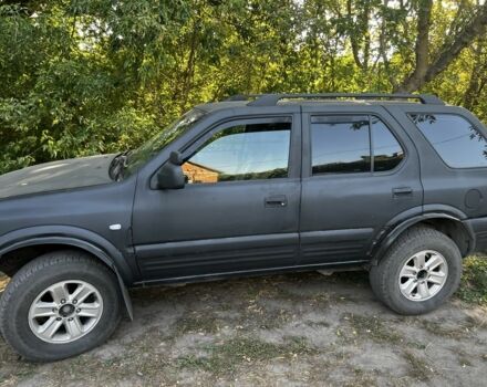 Черный Опель Фронтера, объемом двигателя 2.2 л и пробегом 300 тыс. км за 3717 $, фото 1 на Automoto.ua