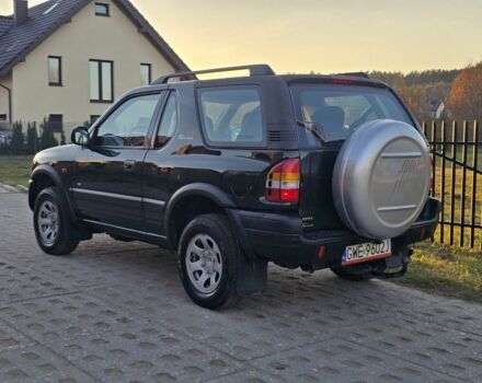 Чорний Опель Фронтера, об'ємом двигуна 2.2 л та пробігом 277 тис. км за 2000 $, фото 2 на Automoto.ua