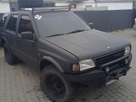 Чорний Опель Фронтера, об'ємом двигуна 2.3 л та пробігом 370 тис. км за 3500 $, фото 1 на Automoto.ua