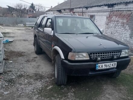 Чорний Опель Фронтера, об'ємом двигуна 2.4 л та пробігом 270 тис. км за 2500 $, фото 1 на Automoto.ua