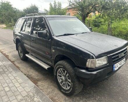 Черный Опель Фронтера, объемом двигателя 2.8 л и пробегом 250 тыс. км за 2502 $, фото 1 на Automoto.ua