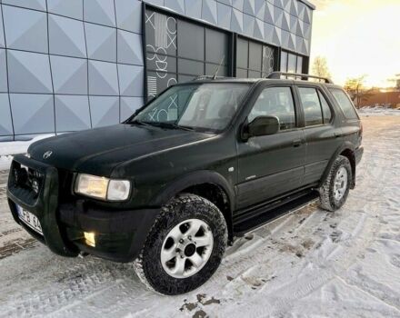 Черный Опель Фронтера, объемом двигателя 2.2 л и пробегом 310 тыс. км за 2500 $, фото 1 на Automoto.ua