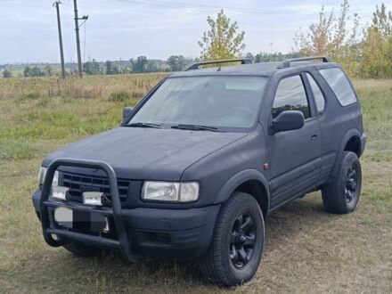 Опель Фронтера 1999 у Харкові на Automoto.ua Чорний Опель Фронтера, об'ємом двигуна 2.3 л та пробігом 200 тис. км за 2950 $, фото 1 на Automoto.ua