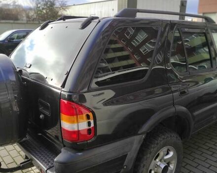 Черный Опель Фронтера, объемом двигателя 2.17 л и пробегом 306 тыс. км за 5500 $, фото 1 на Automoto.ua