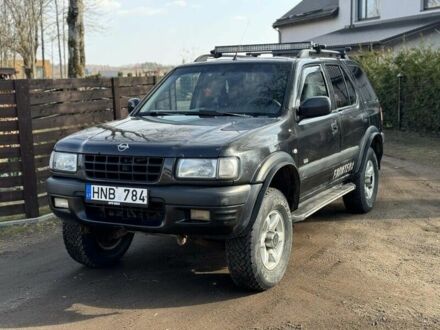 Черный Опель Фронтера, объемом двигателя 2.2 л и пробегом 272 тыс. км за 2450 $, фото 1 на Automoto.ua