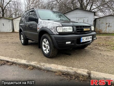 Чорний Опель Фронтера, об'ємом двигуна 2.2 л та пробігом 357 тис. км за 3850 $, фото 1 на Automoto.ua