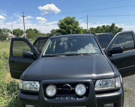 Чорний Опель Фронтера, об'ємом двигуна 2.17 л та пробігом 300 тис. км за 5800 $, фото 1 на Automoto.ua