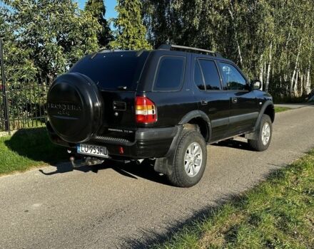 Черный Опель Фронтера, объемом двигателя 2.2 л и пробегом 278 тыс. км за 2200 $, фото 1 на Automoto.ua