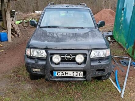 Черный Опель Фронтера, объемом двигателя 2.2 л и пробегом 317 тыс. км за 5000 $, фото 1 на Automoto.ua