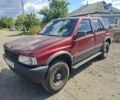 Червоний Опель Фронтера, об'ємом двигуна 2.4 л та пробігом 400 тис. км за 3009 $, фото 1 на Automoto.ua