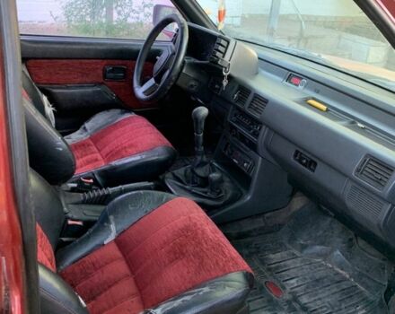 Красный Опель Фронтера, объемом двигателя 2.3 л и пробегом 290 тыс. км за 2500 $, фото 3 на Automoto.ua